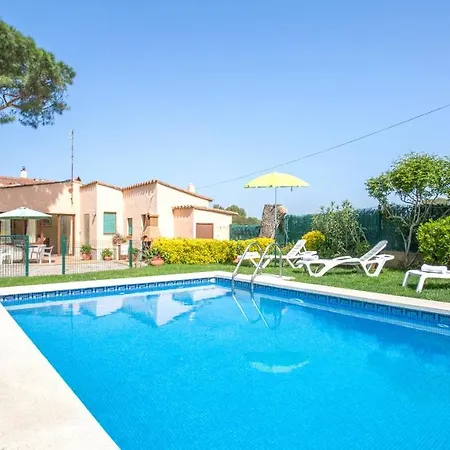 1 Tp - Esclanya Villa